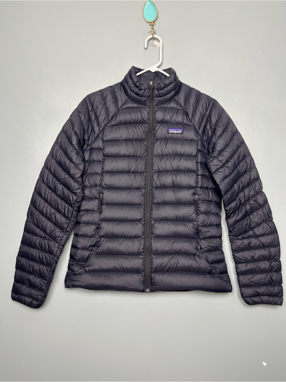 Patagonia Women's Black Down Sweater Size M 84684 FA22 Quilted Puffer Jacket